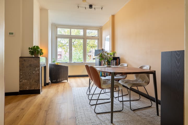 Foto 7 van Van Heutszstraat 96