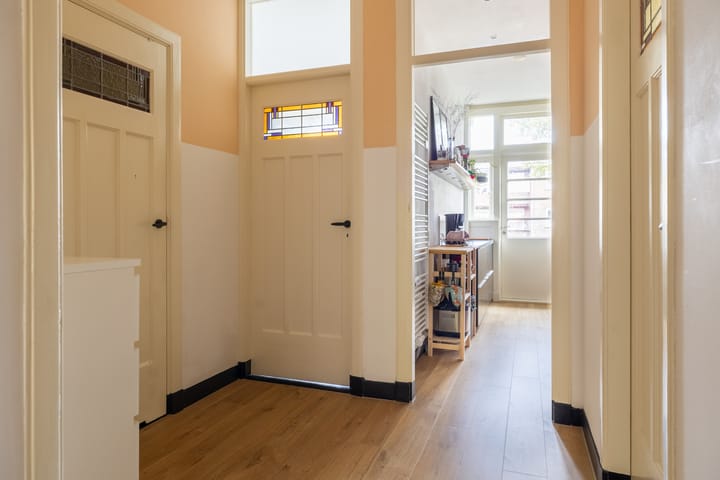 Foto 12 van Van Heutszstraat 96