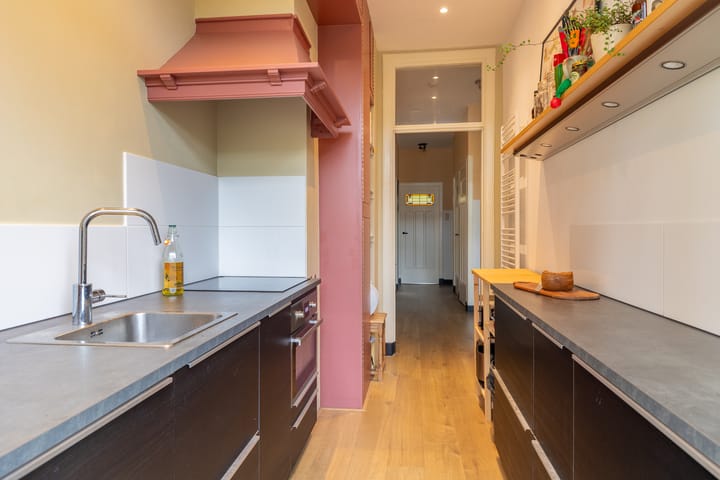 Foto 14 van Van Heutszstraat 96