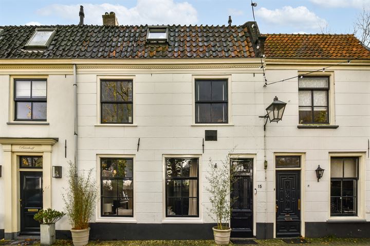 View photo 1 of Breedstraat 15