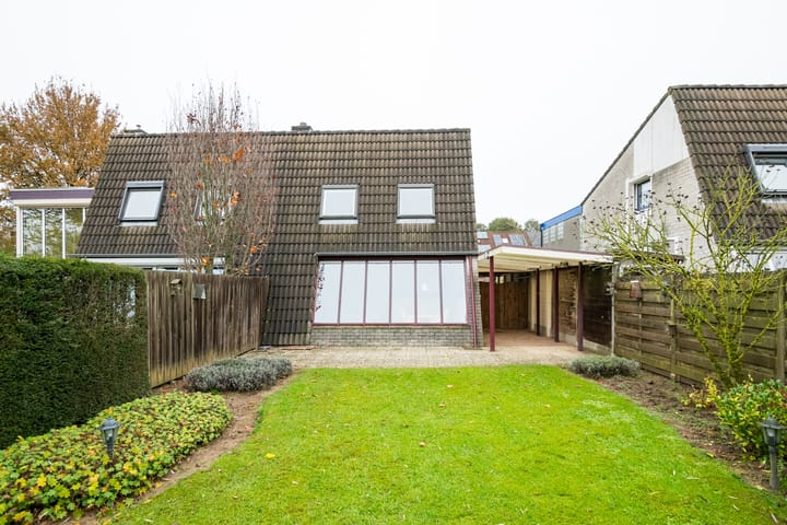 Foto 29 van Ampsen 68-A