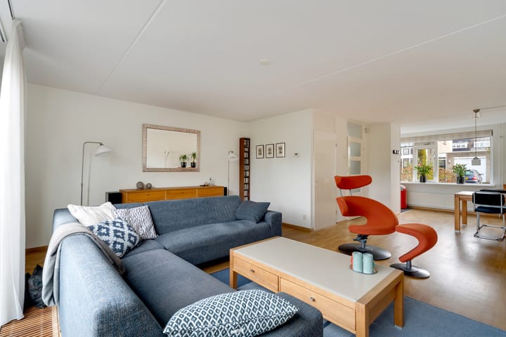 Foto 9 van Valkeniersborch 63