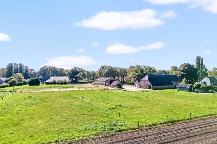 Foto 33 van Zuidbargerstraat 19