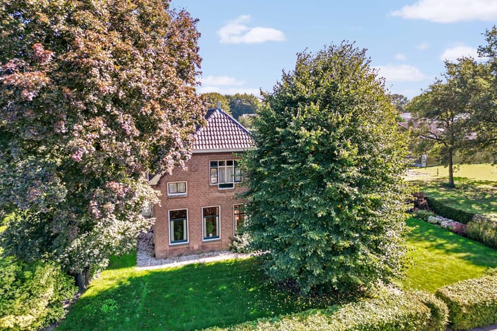 Foto 35 van Zuidbargerstraat 19