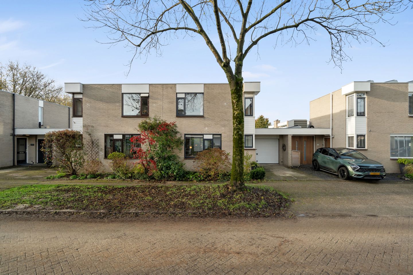 Foto 1 van Valkeniersborch 63