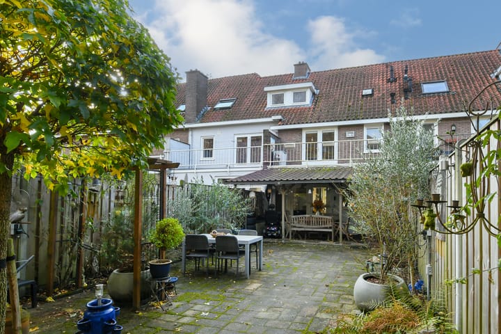 Foto 36 van Anna van Engelandstraat 39