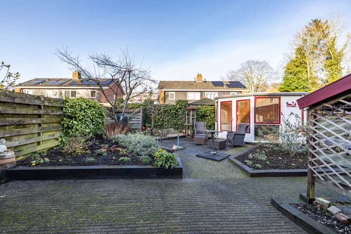 Foto 23 van Heinsiushof 10