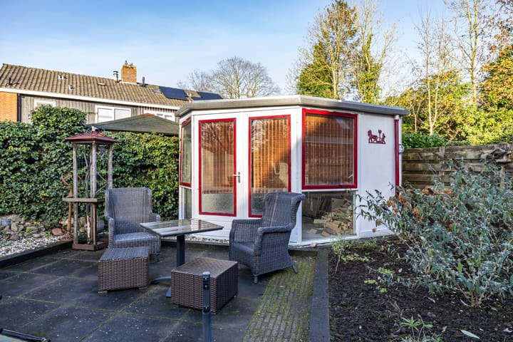 Foto 26 van Heinsiushof 10