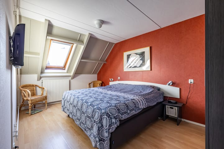 Foto 33 van Heinsiushof 10