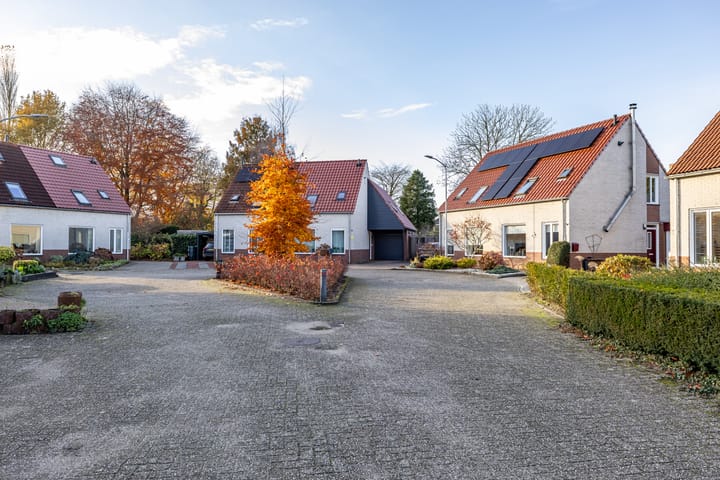 Foto 54 van Heinsiushof 10