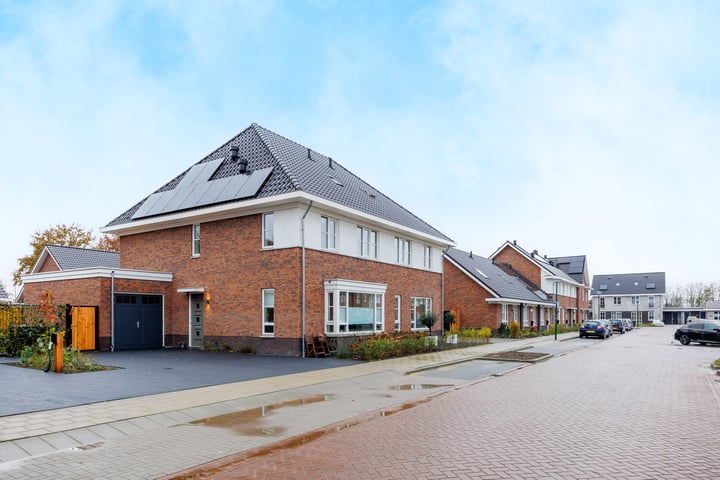 Bekijk foto 46 van Van de Wetering-erf 60