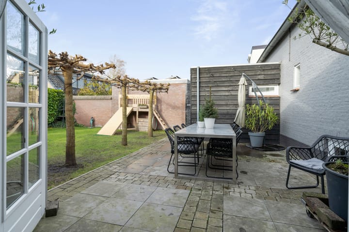 Foto 63 van Neerstraat 8