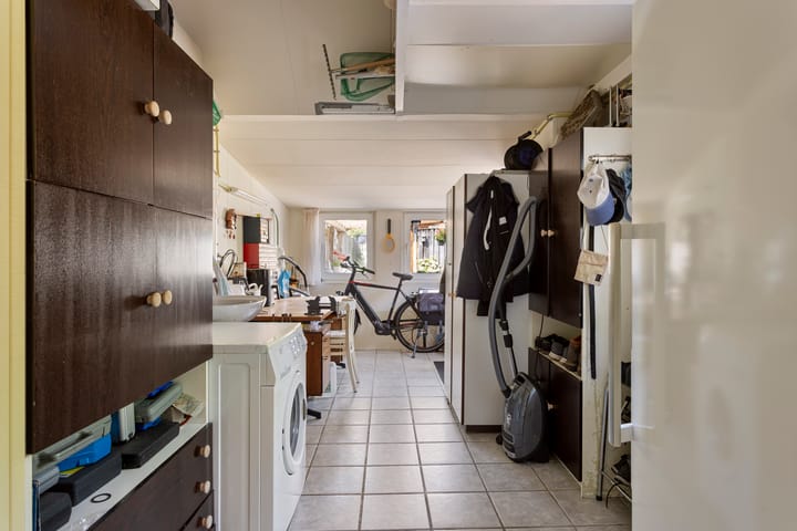 Foto 14 van Frans van Mierisstraat 64