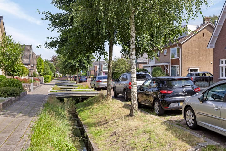 Foto 31 van Frans van Mierisstraat 64