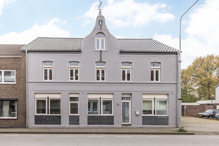 Bekijk foto 1 van Veldhofstraat 32