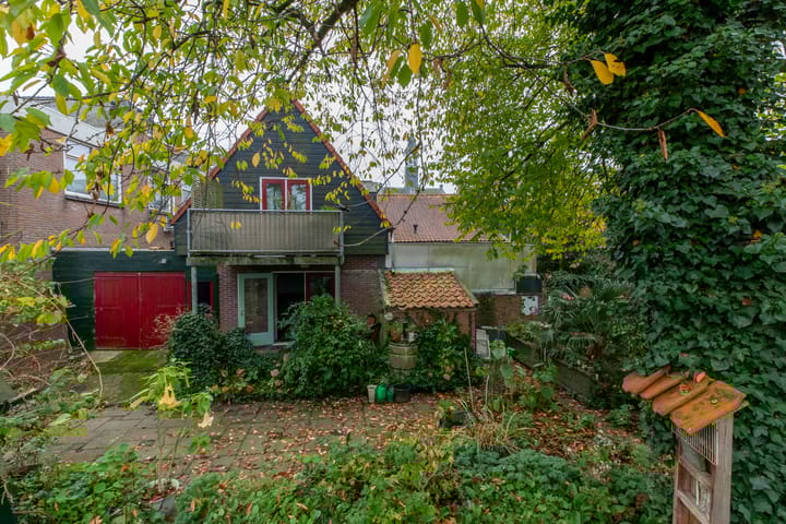 Foto 2 van Dorpsplein 26