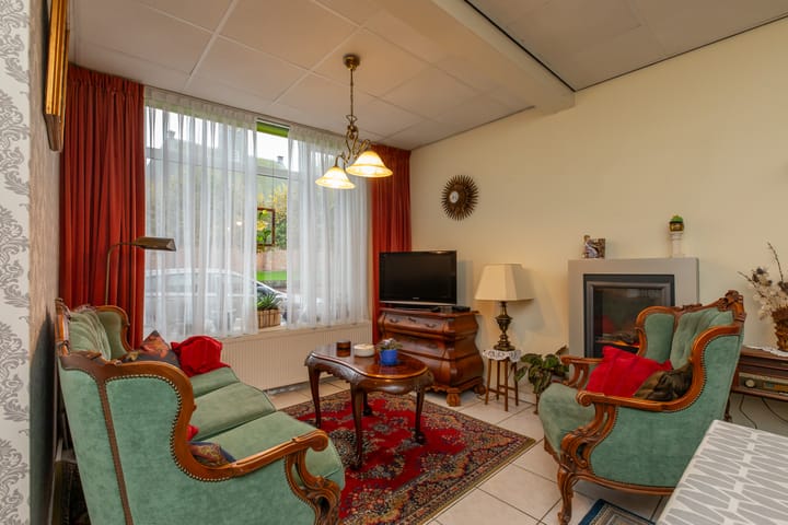 Foto 10 van Dorpsplein 26