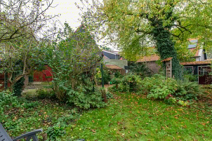 Foto 51 van Dorpsplein 26