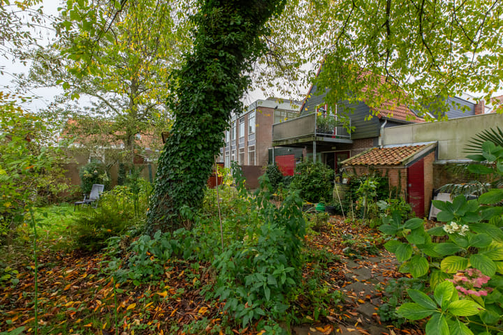 Foto 56 van Dorpsplein 26