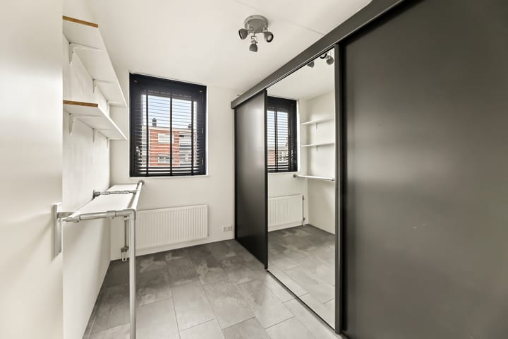 Foto 40 van Meindert Hobbemalaan 12