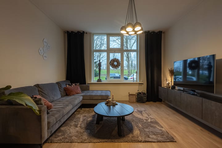 Foto 2 van Spoorstraat 12