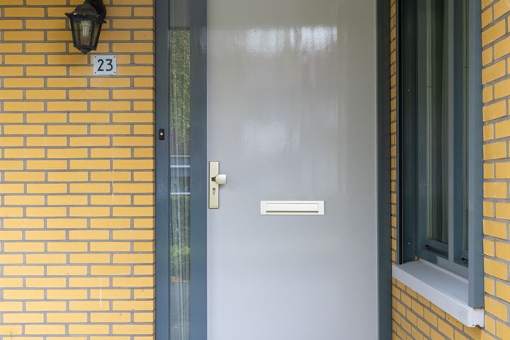 Bekijk foto 38 van Kangoeroestraat 23