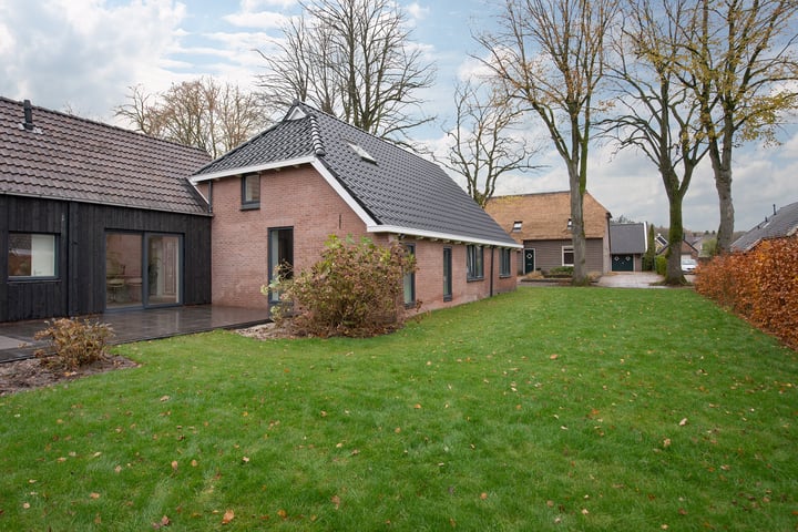 View photo 33 of Nijlanderstraat 23