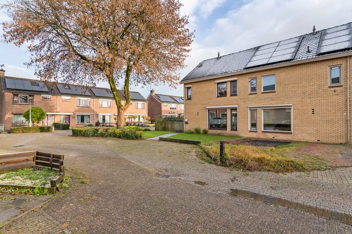 Photo 32 of Appelstraat 49