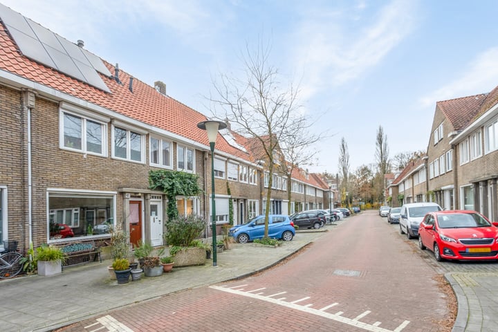 View photo 30 of Centauriestraat 41