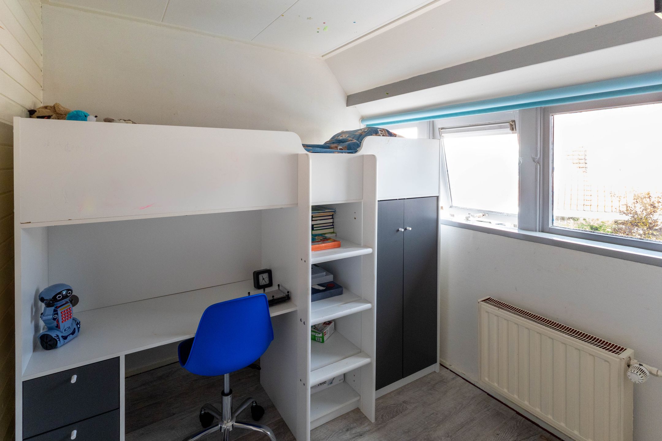 Foto 21 van Hendrik van Deventerstraat 6