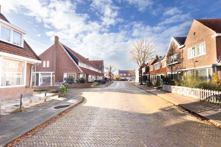 Foto 26 van Hendrik van Deventerstraat 6