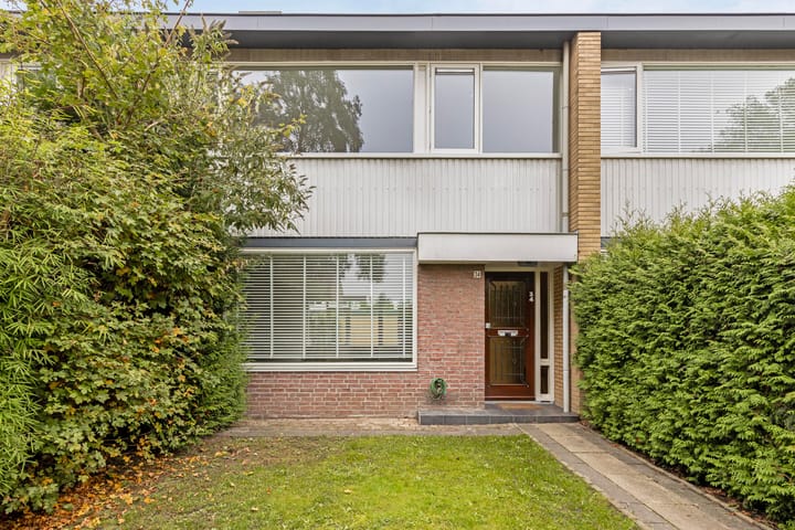 Foto 1 van Rechterenstraat 34