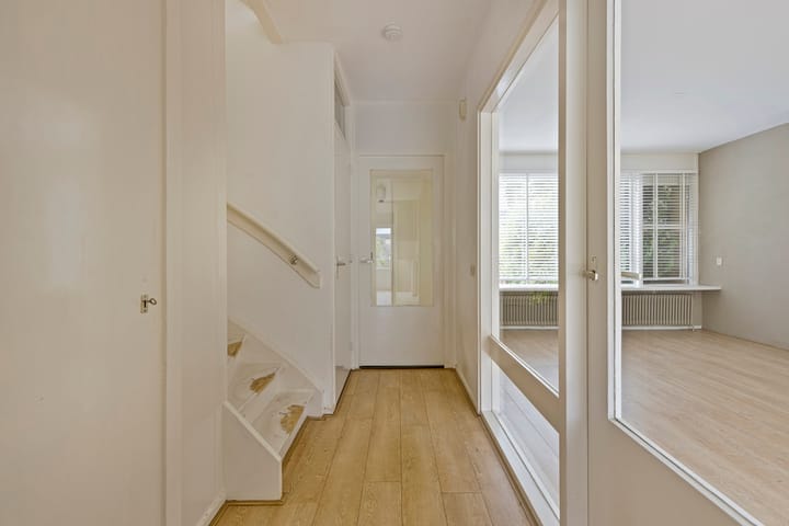 Foto 8 van Rechterenstraat 34