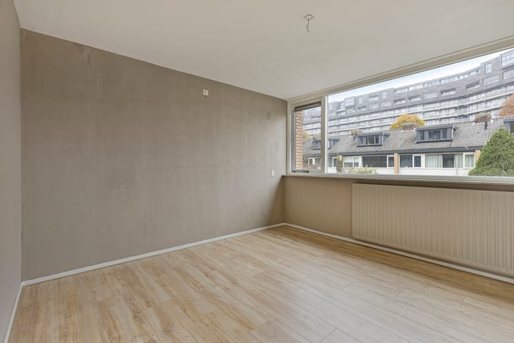 Foto 25 van Rechterenstraat 34