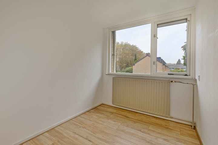 Foto 27 van Rechterenstraat 34