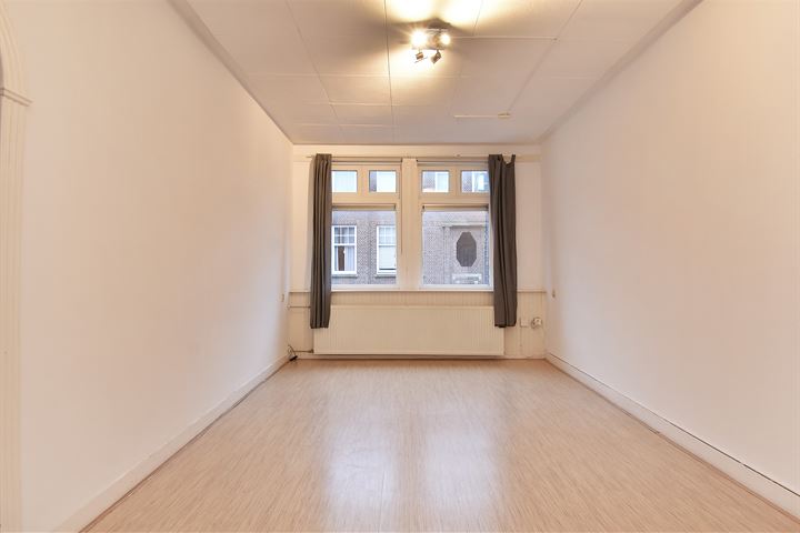 View photo 11 of Usselincxstraat 4