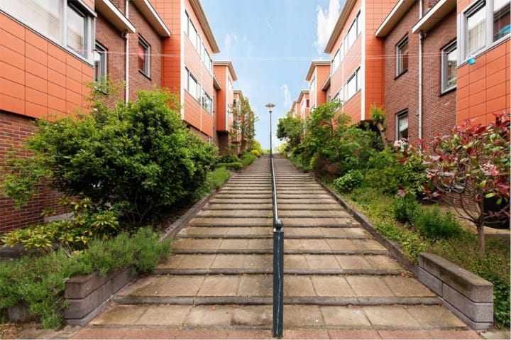 Foto 2 van Via Rossini 7