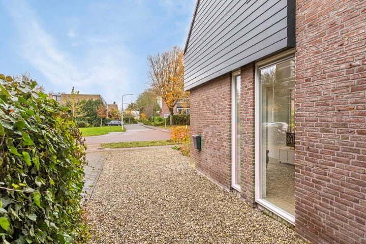 Foto 6 van Emmalaan 68