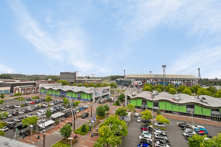 Foto 33 van Puck van Heelstraat 98