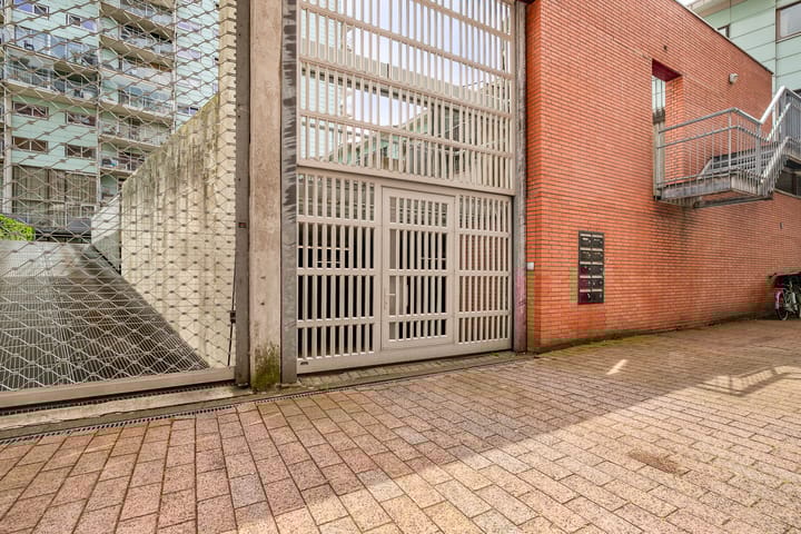 Foto 35 van Puck van Heelstraat 98