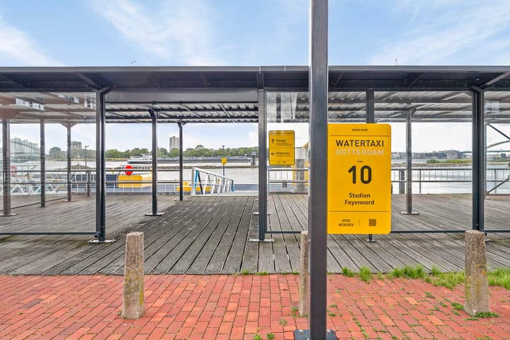 Foto 40 van Puck van Heelstraat 98