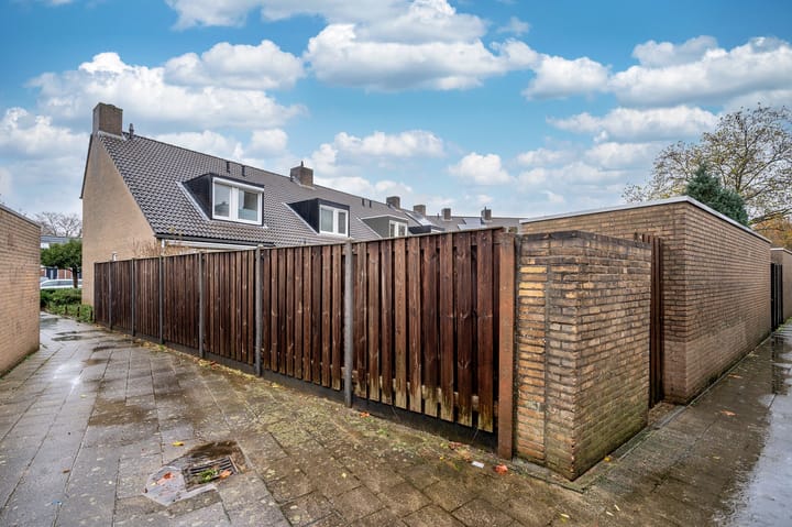 Foto 45 van Heggeroosstraat 58