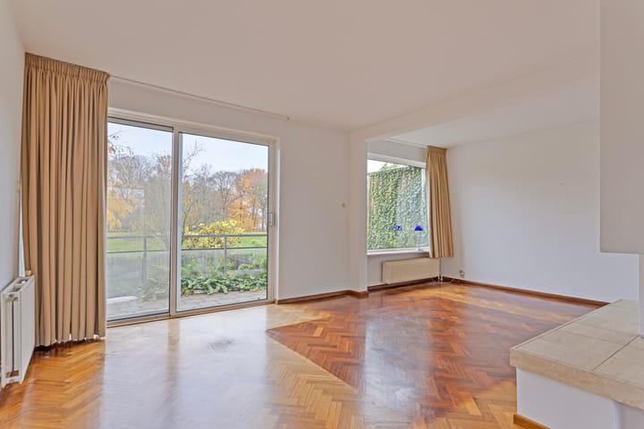 Photo 6 of Herman Moerkerklaan 35-A