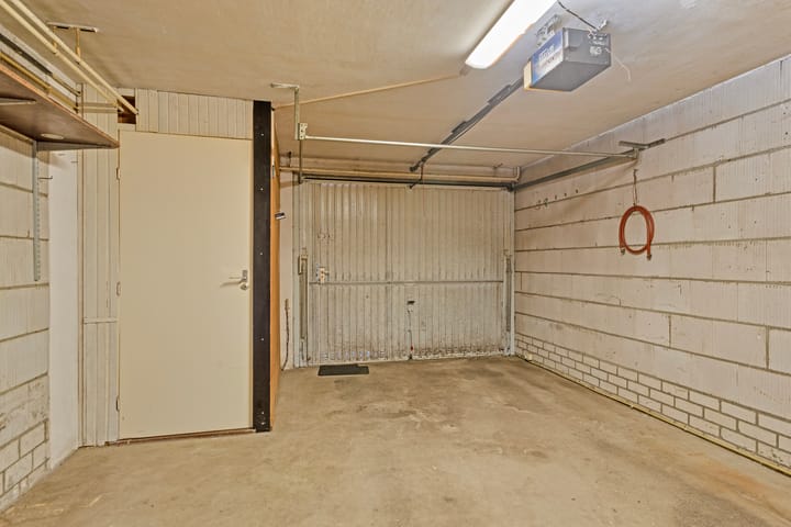 Photo 32 of Herman Moerkerklaan 35-A