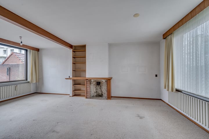 Foto 5 van von Hundtstraat 23