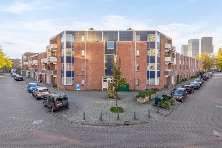 Foto 1 van Jan van Riebeekstraat 44