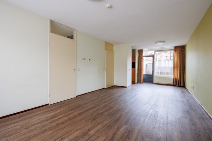 Foto 2 van Julianalaan 28