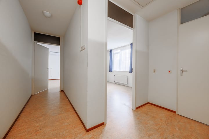 Foto 12 van Julianalaan 28