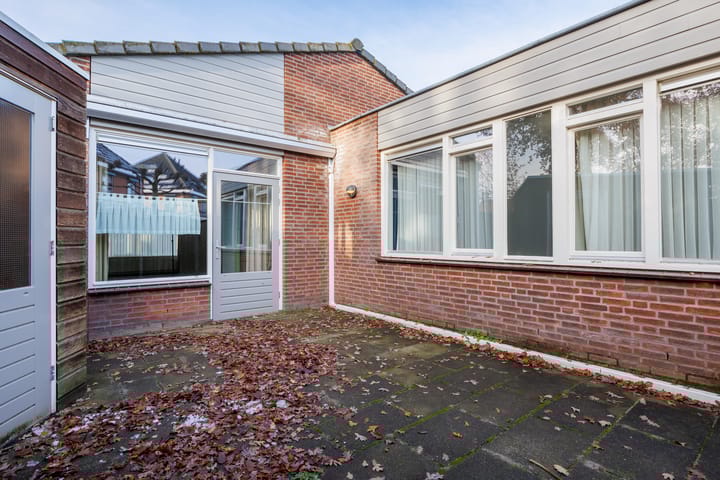 Foto 27 van Julianalaan 28