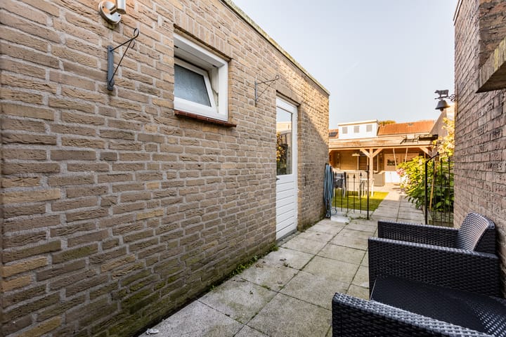 Foto 27 van Van Hogendorpstraat 89-A